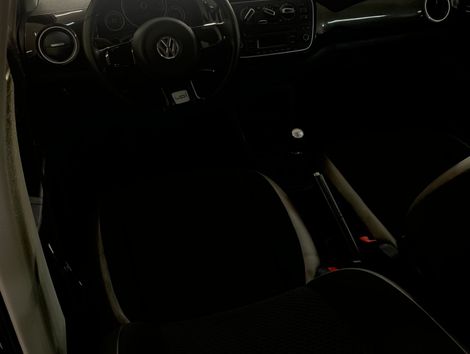 VolksWagen up! cross 1.0 TSI Total Flex 12V 5p