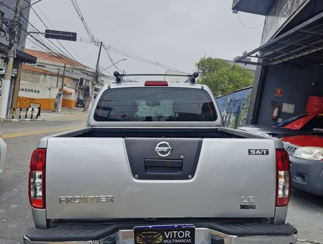 Nissan Frontier LE CD 4x4 2.5 TB Diesel Aut.