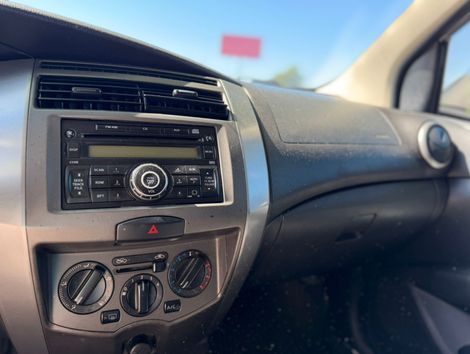 Nissan LIVINA GRAND S 1.8 16V Flex Fuel Mec.