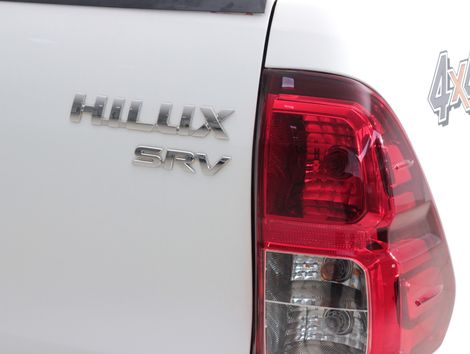 Toyota Hilux CD SRV 4x4 2.8 TDI Diesel Aut.