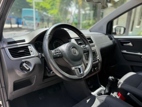 VolksWagen Fox Comfortline 1.6 Flex 8V 5p