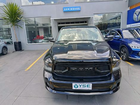 RAM CLASSIC LARAMIE NIGHT ED. 5.7 4X4 Aut.