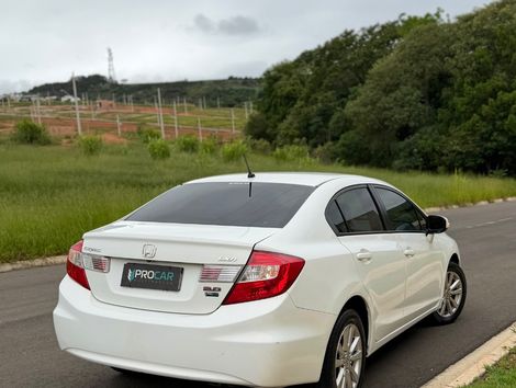 Honda Civic Sedan LXR 2.0 Flexone 16V Aut. 4p