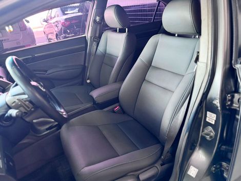 Honda Civic Sedan EXS 1.8/1.8 Flex 16V Aut. 4p