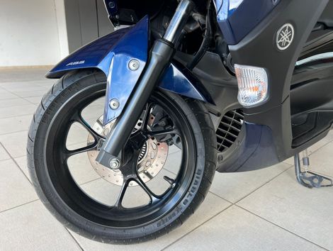 YAMAHA NMAX Connected 160 ABS