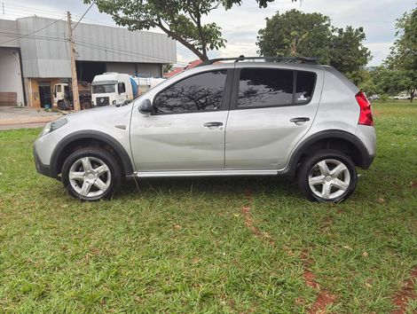 Renault SANDERO STEPWAY Hi-Flex 1.6 16V 5p