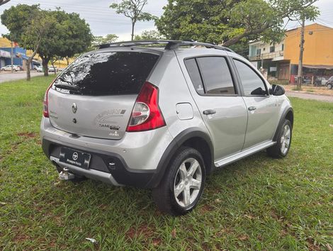 Renault SANDERO STEPWAY Hi-Flex 1.6 16V 5p
