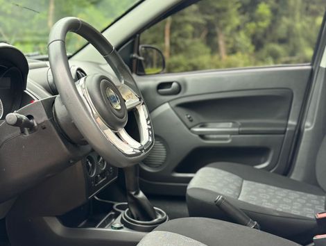 Ford Fiesta SE 1.0 8V Flex 5p