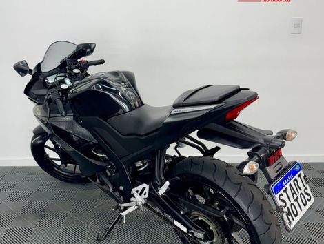 YAMAHA YZF R-15 155 ABS
