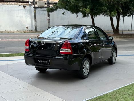 Toyota ETIOS XLS Sedan 1.5 Flex 16V 4p Mec.