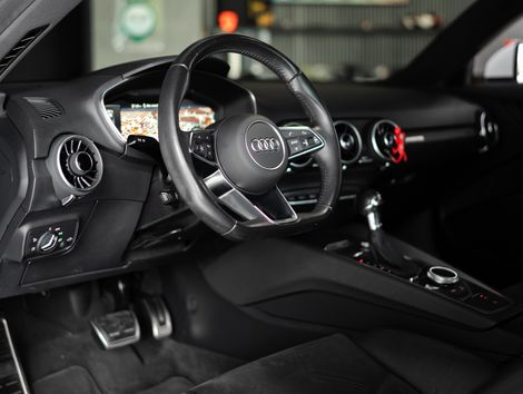 Audi TT 2.0 16v TFSI S-Tronic