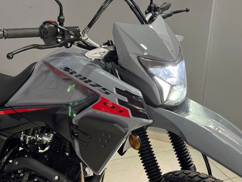 SHINERAY Cinza Nardo - 2026 / 175cc / 6 Marchas / Injeção Eletrônica / 17cv