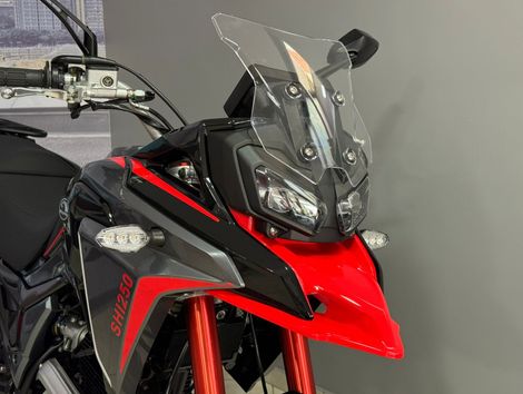 SHINERAY Vermelha - 2026 / 250cc / 6 Marchas