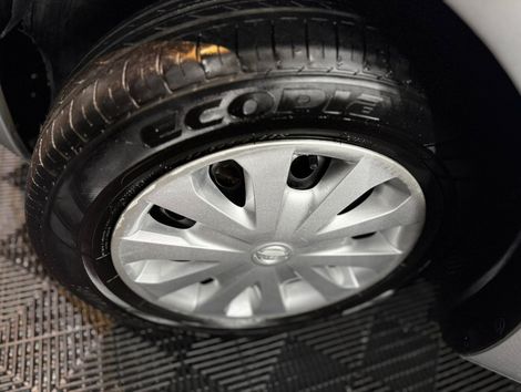 Nissan VERSA 1.0 12V FlexStart 4p Mec.