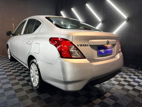 Nissan VERSA 1.0 12V FlexStart 4p Mec.