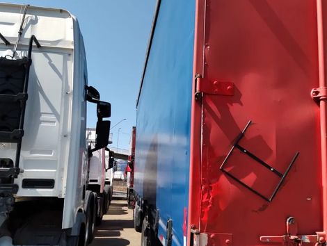 VOLVO VM 270 6x2 2p (diesel) (E5)