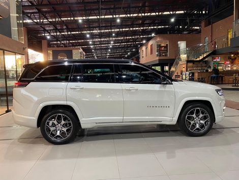 Jeep Commander Overland T270 1.3 TB Flex Aut.