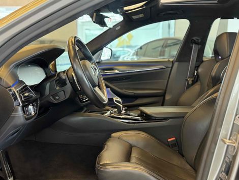 BMW 4.4 V8 TWIN POWER M XDRIVE STEPTRONIC