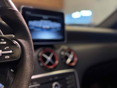 MERCEDES-BENZ 2.0 SPORT TURBO GASOLINA 4P AUTOMATIZADO