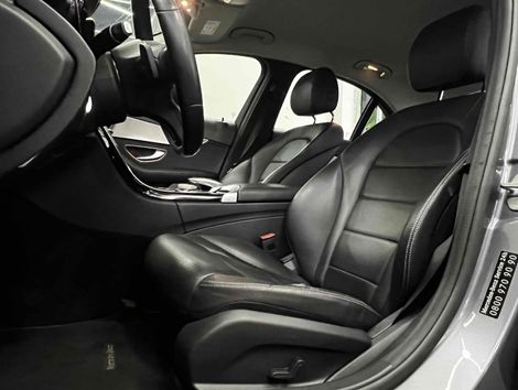 MERCEDES-BENZ 1.6 CGI GASOLINA AVANTGARDE 9G-TRONIC