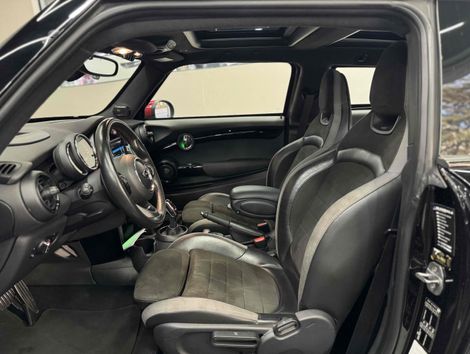 MINI 2.0 16V TWINPOWER GASOLINA JOHN COOPER WORKS 2P STEPTRONIC