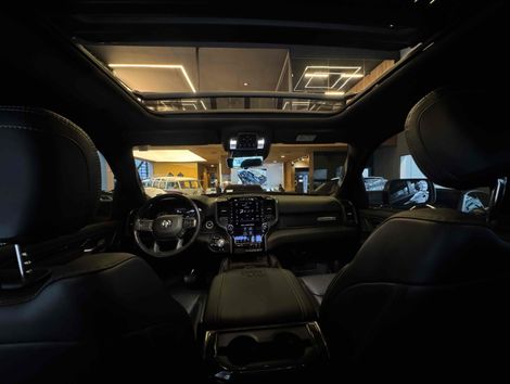 RAM 5.7 V8 GASOLINA REBEL CD 4X4 AUTOMÁTICO