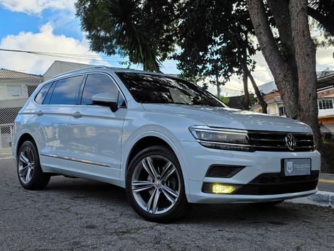 VolksWagen TIGUAN Allspac Comf 250 TSI 1.4 Flex