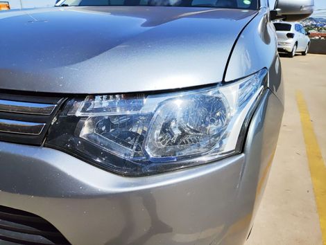 Mitsubishi OUTLANDER 2.0 16V 160cv Aut.