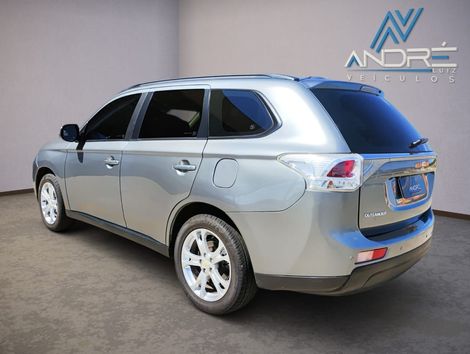 Mitsubishi OUTLANDER 2.0 16V 160cv Aut.