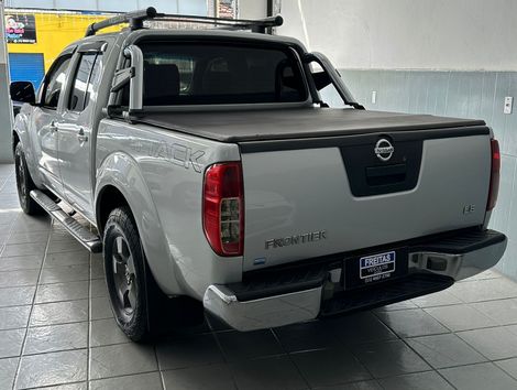 Nissan Frontier LE ATTACK CD 4x4 2.5 TB Die.Aut