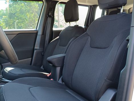 Jeep Renegade Sport 1.8 4x2 Flex 16V Aut.