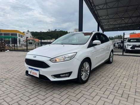 Ford Focus 2.0 16V/SE/SE Plus Flex 5p Aut.