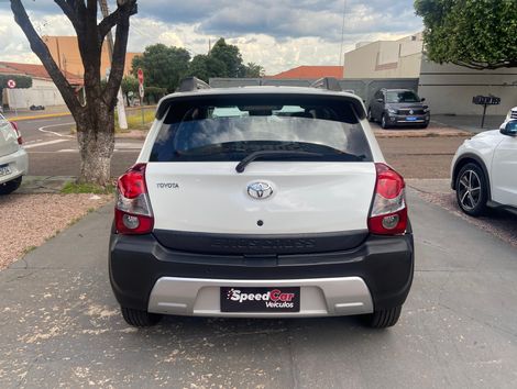 Toyota ETIOS CROSS 1.5 Flex 16V 5p Aut.