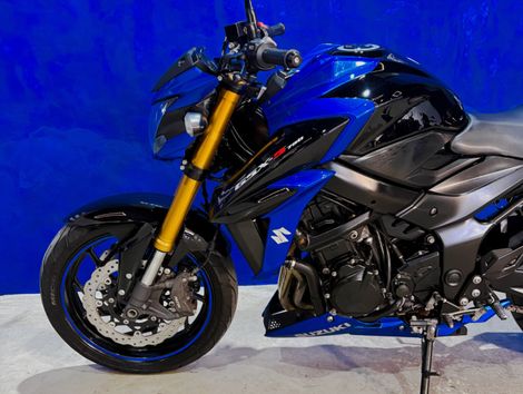 SUZUKI GSX-S 750