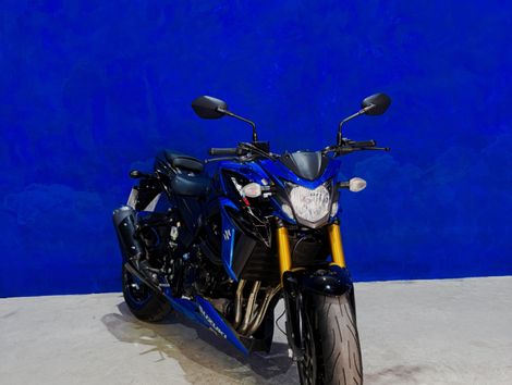SUZUKI GSX-S 750