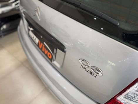 Citroën C3 GLX 1.4/ GLX Sonora 1.4 Flex 8V 5p