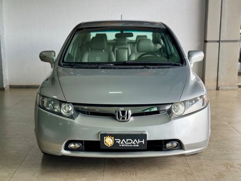 Honda Civic Sedan EXS 1.8/1.8 Flex 16V Aut. 4p