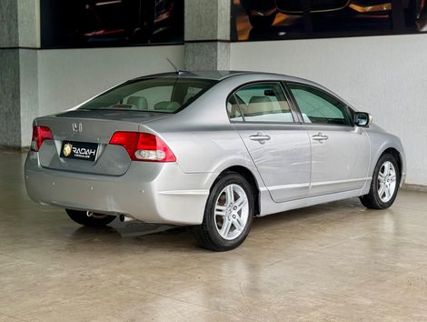 Honda Civic Sedan EXS 1.8/1.8 Flex 16V Aut. 4p