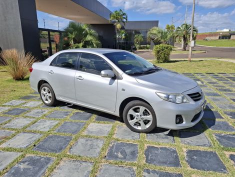 Toyota Corolla XEi 2.0 Flex 16V Aut.