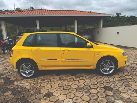 Fiat Stilo Dualogic 1.8 Sporting Flex 8V 5p