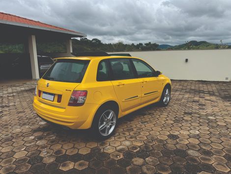 Fiat Stilo Dualogic 1.8 Sporting Flex 8V 5p