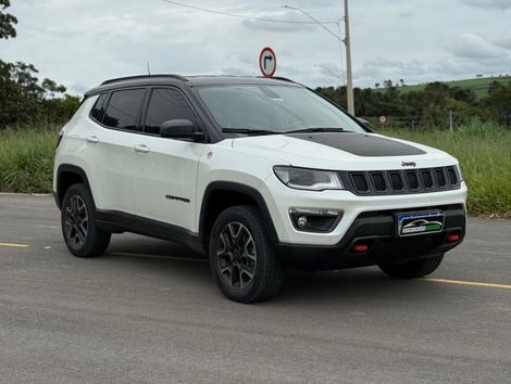 Jeep COMPASS TRAILHAWK 2.0 4x4 Dies. 16V Aut.
