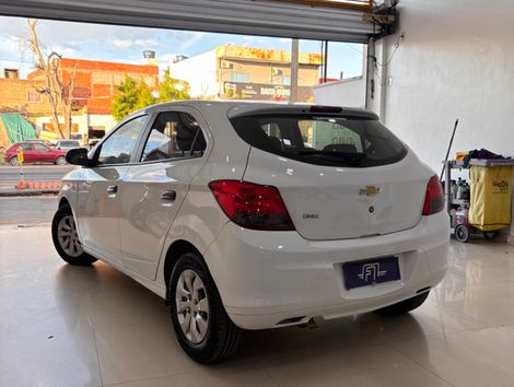 Chevrolet ONIX HATCH Joy 1.0 8V Flex 5p Mec.