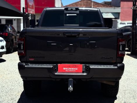 RAM 2500 LARAM. 6.7 NIGHT ED. TB CD 4x4 Die.