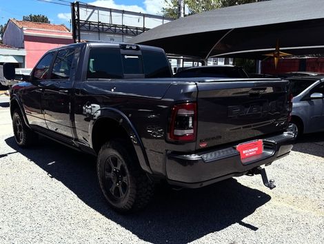 RAM 2500 LARAM. 6.7 NIGHT ED. TB CD 4x4 Die.