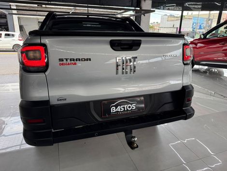 Fiat Strada Volcano 1.3 Flex 8V CD