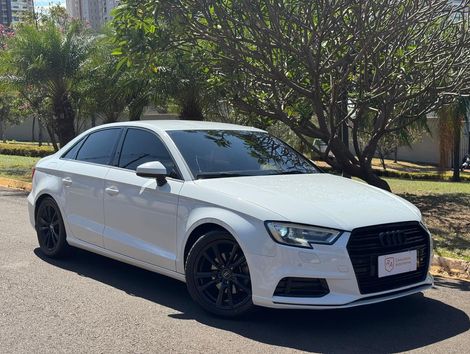 Audi A3 Sedan 1.4 TFSI Flex Tiptronic 4p