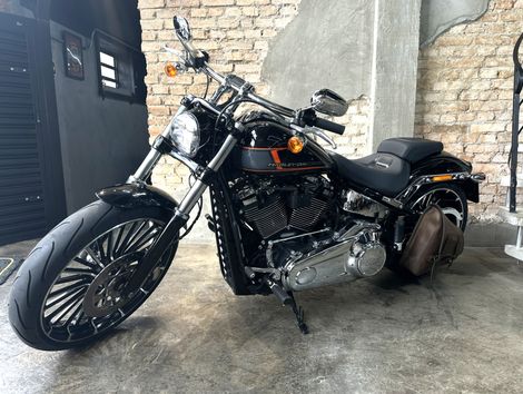 Harley BREAKOUT FXBR