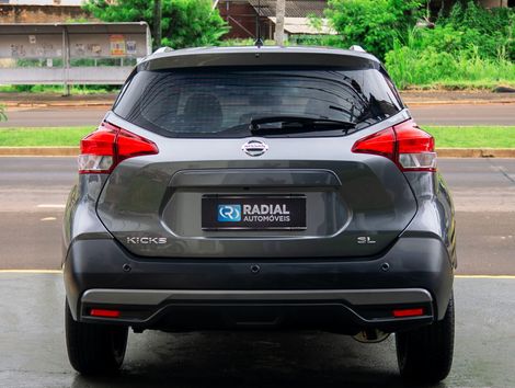 Nissan KICKS SL 1.6 16V FlexStar 5p Aut.