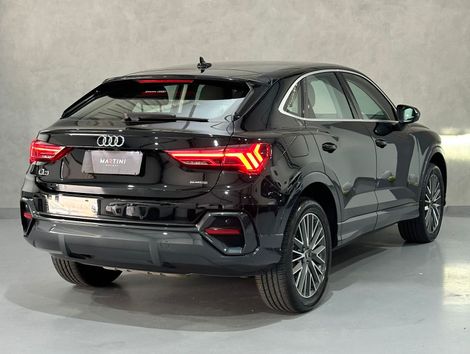 Audi Q3 Performance 2.0 TFSI Tiptr. Quattro